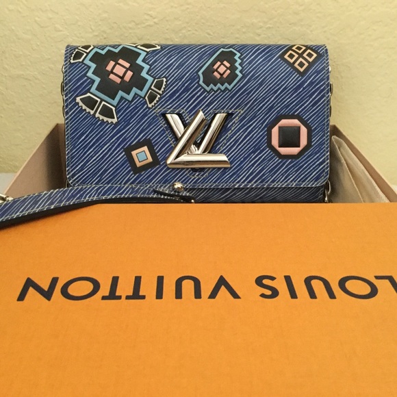 Louis Vuitton Epi Denim Leather Mini Chain Bag - Picture 2 of 8